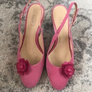 Ann Taylor loft patio pink suede heels